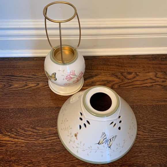 Rare LENOX Butterfly Meadow Candle Lamp With Shade, retired design 10.5" tall - Picture 4 of 6